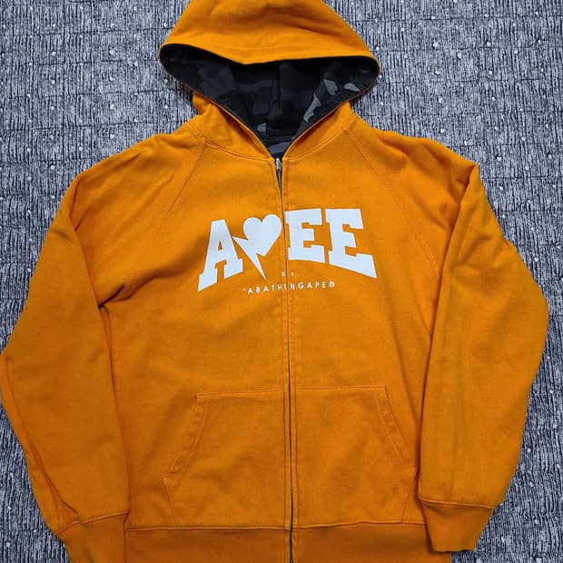 [S]베이프 리버시블 APEE로고 후드집업
