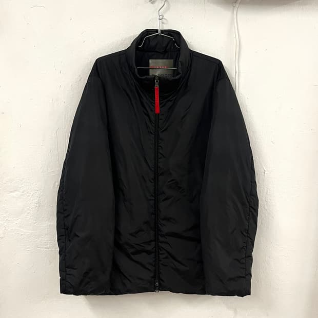 프라다 스포츠 유틸리티 패디드 코트