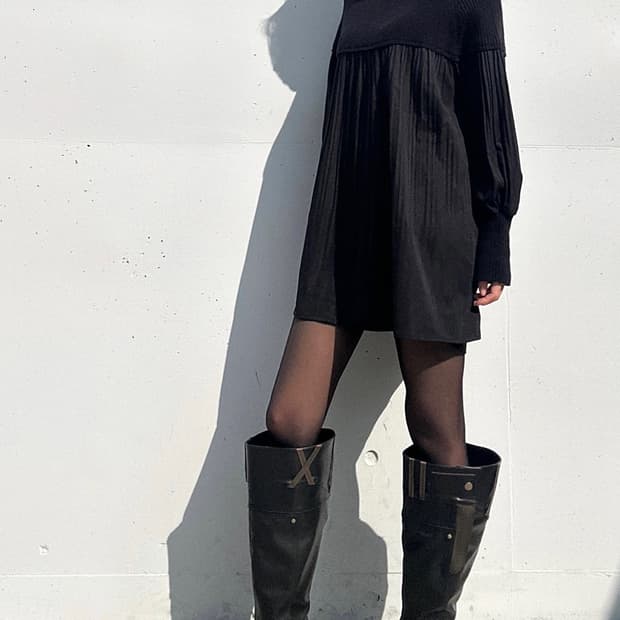 Ribbed pleats mix ops / black