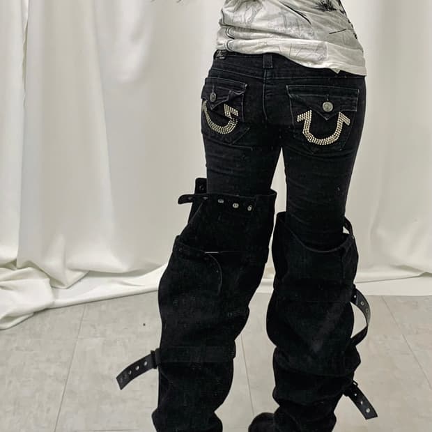 TRUE RELIGION Black Stud Low-Rise Jeans