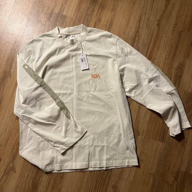 [L] 로아 하이킹 롱슬리브 