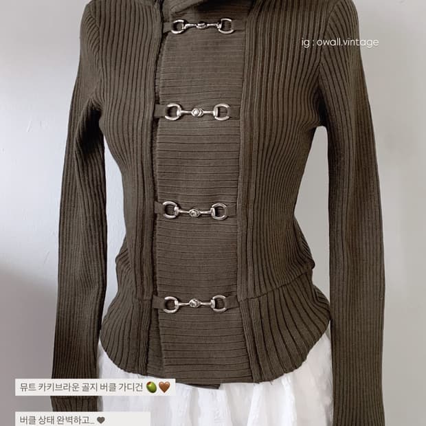 오월빈티지 뮤트카키브라운 골지 버클 니트 가디건