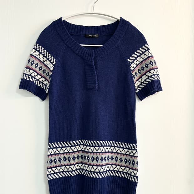 노르딕패턴 블루 반팔 니트