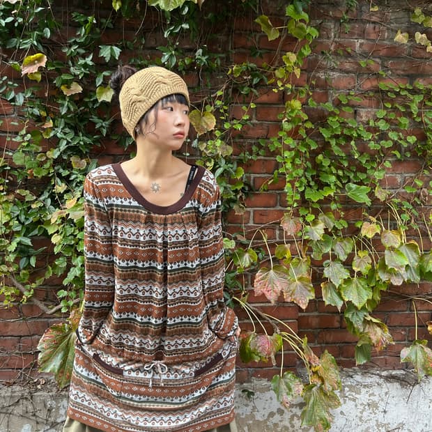 브라운 히피 겨울 패턴 원피스