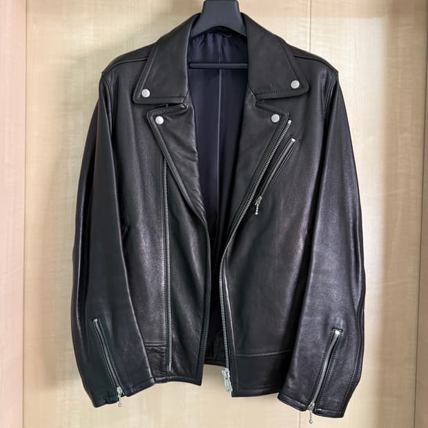 타임옴므 149만원 양가죽 라이더 100