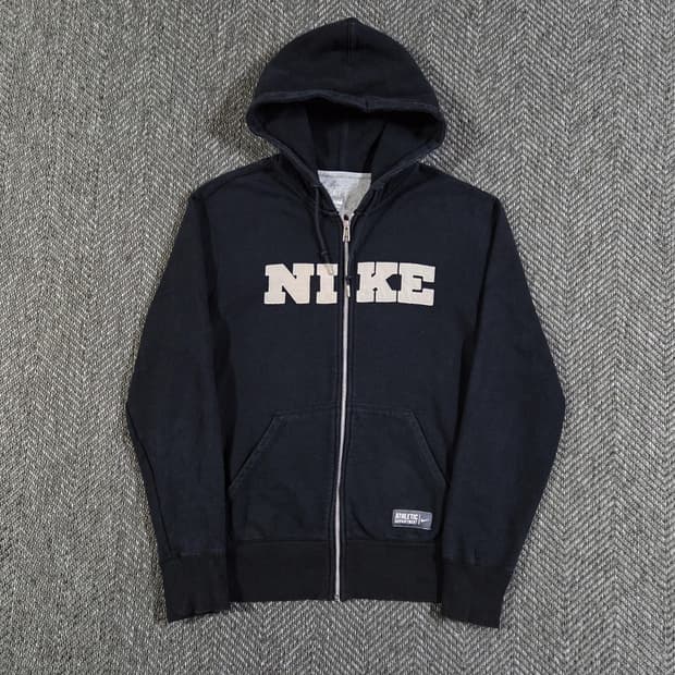 나이키 Nike 스펠아웃 후드집업
