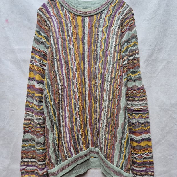 쿠지 케이블 니트