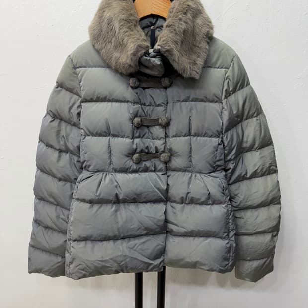 정품) 몽클레어 여성 퍼 트리밍 패딩 1