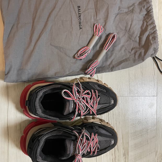 발렌시아가 트랙슈즈 36