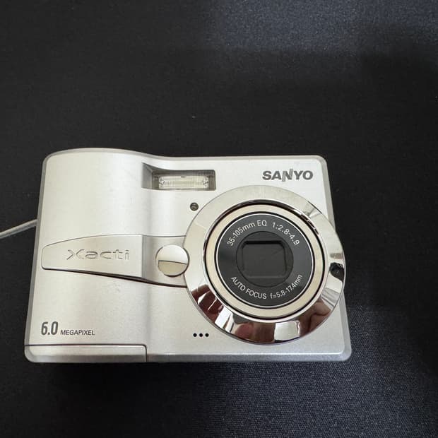 [풀박스, 새상품] 산요 작티 VPC-S60 디카