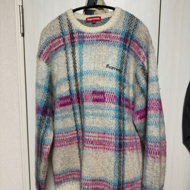 (m) 슈프림 브러쉬드 니트