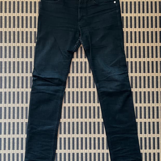 A.P.C. 아페쎄 쁘띠 스탠다드 블랙진 29