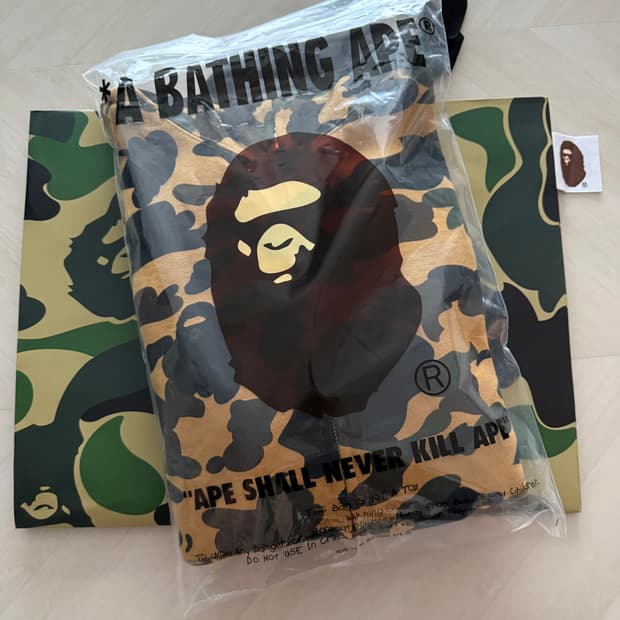 베이프 샤크후드 황계 M 새제품