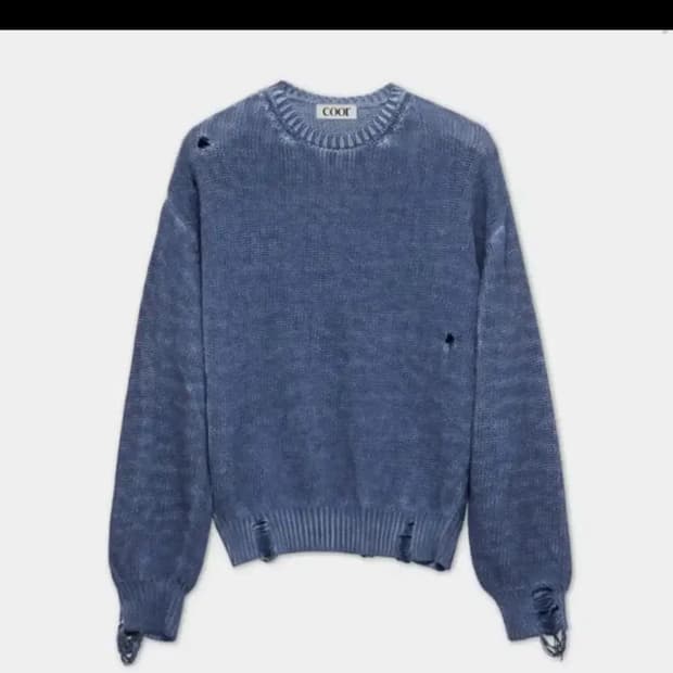 쿠어 컷아웃 디스트레스드 다잉 니트 (워시드블루)