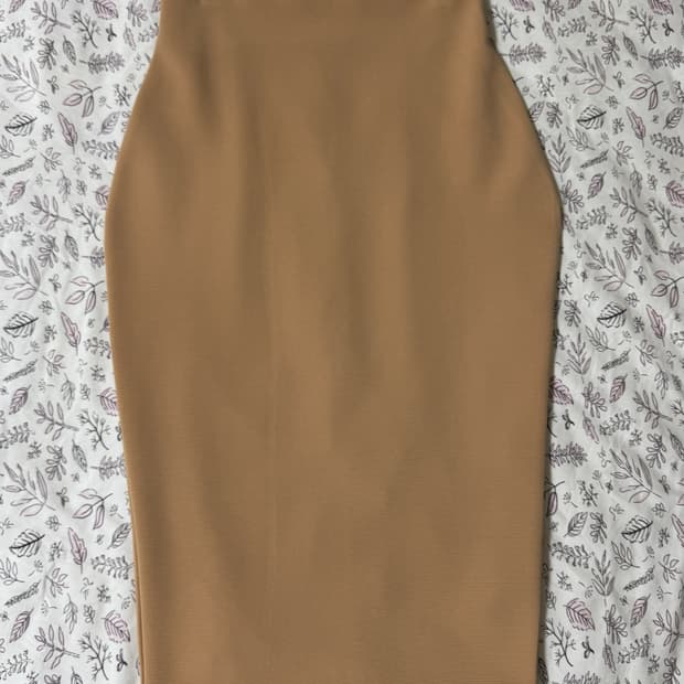 TULIP SKIRT(BEIGE)