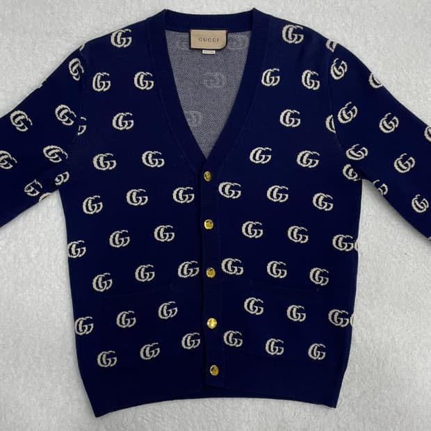 [ S+급 ] 구찌 GG 자카드 금장 울 가디건 전재준 가디건