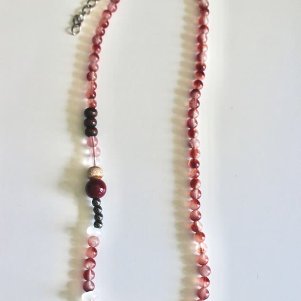 대석 비즈 목걸이