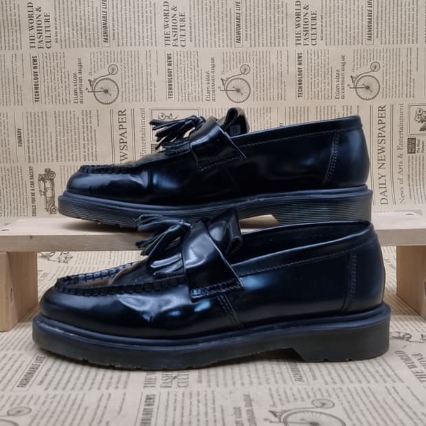 닥터마틴 아드리안 태슬 로퍼260