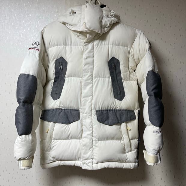 코오롱스포츠 정품 몬테로사 구스다운 패딩자켓 95