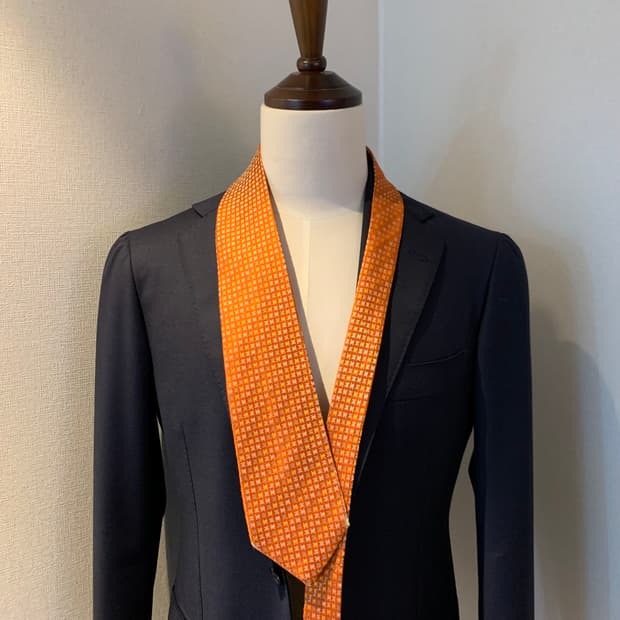 셀린느(CELINE) 모노그램 명품넥타이 B+등급 신형라벨