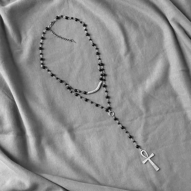 Black Simple Rosario