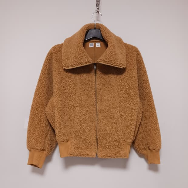 유니클로 × 르메르 콜라보 하이넥 플리스자켓