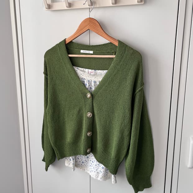 Lhalita 그린 브이넥 루즈 가디건 