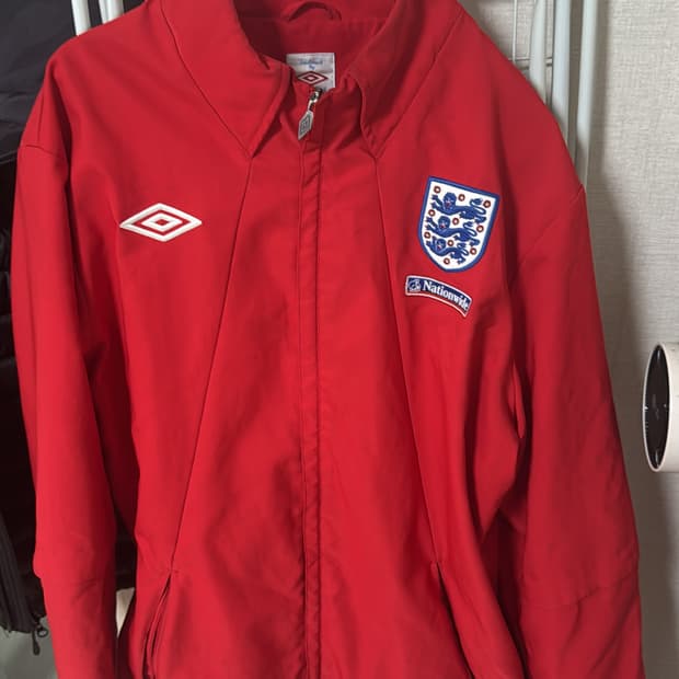 엄브로 잉글랜드 빈티지 바람막이 