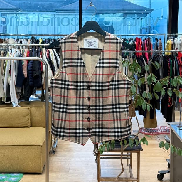 버버리 브라운 노바체크 베스트 