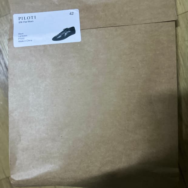[42] piloti bw 플랫 슈즈