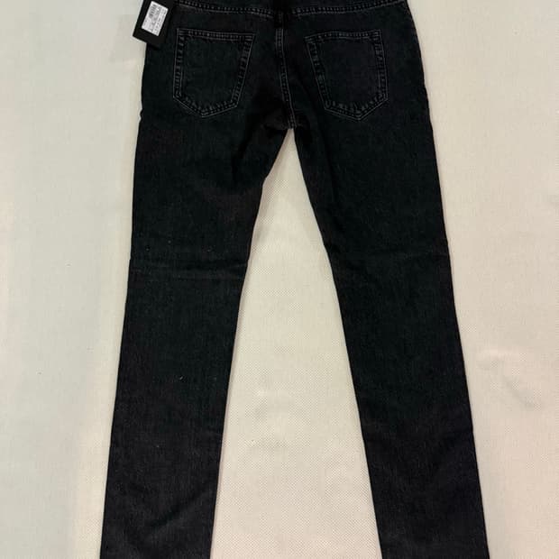 생로랑 스트레이트 진