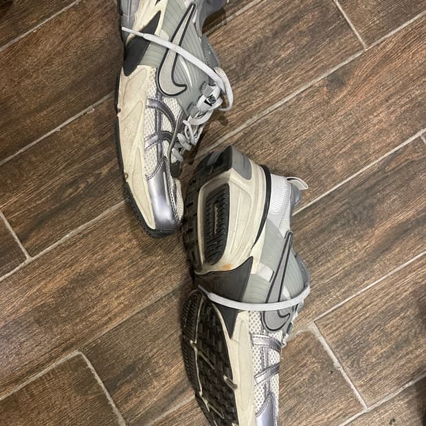 나이키 운동화 실버/회색 280