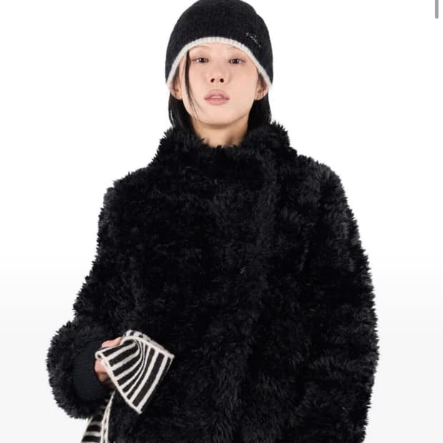 릿킴 NOTE SHEARLING JACKET 퍼자켓