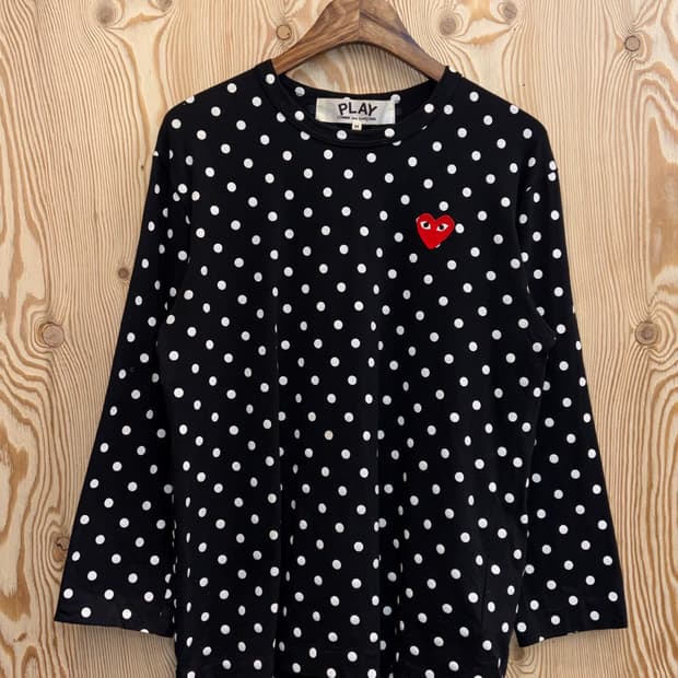 꼼데가르송 플레이 폴카 도트 롱슬리브