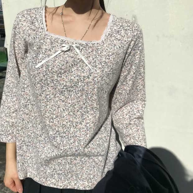 플로럴 리본 레이스 롱슬리브 