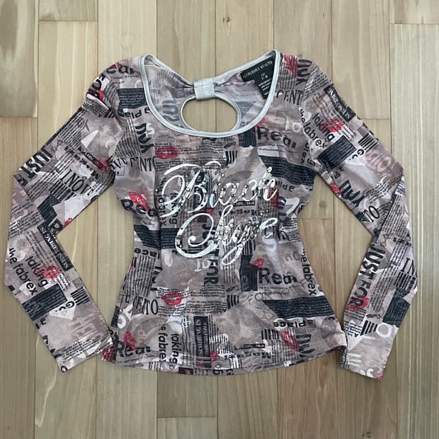 갸루 입술 립 프린트 롱슬리브 y2k 빈티지