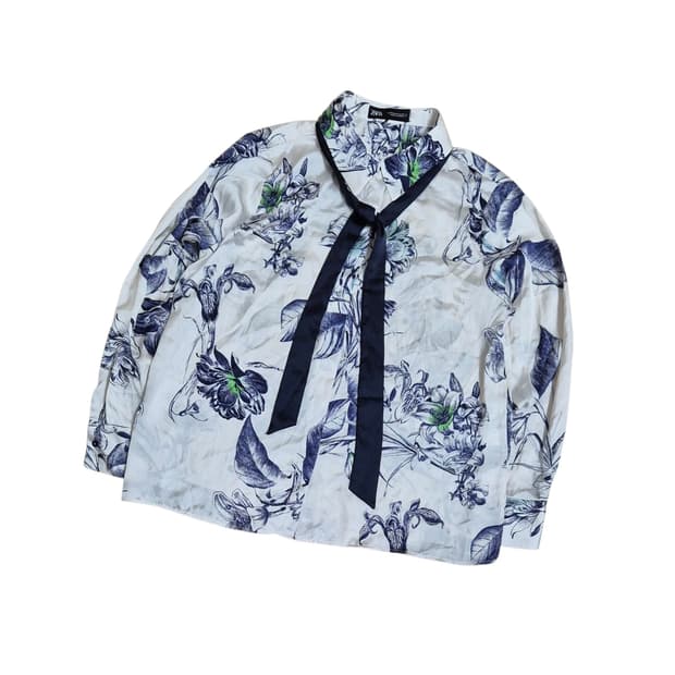 (새상품급) ZARA 자라 플라워 실크 셔츠