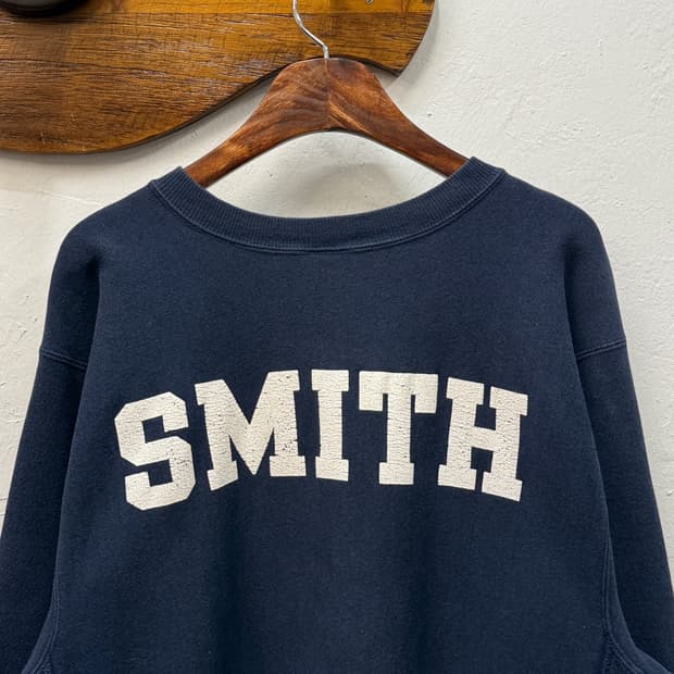 L) CHAMPION Reverse Weave Graphic Sweats