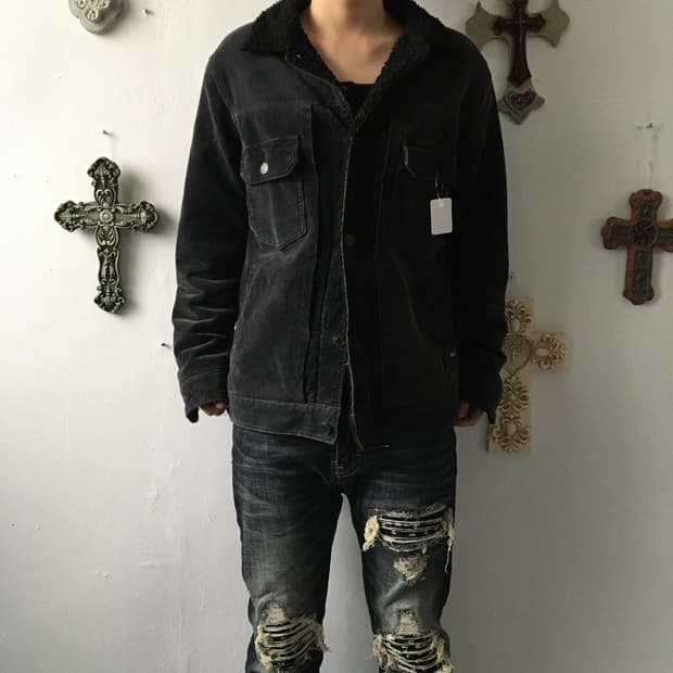 Fake fur collar denim jacket