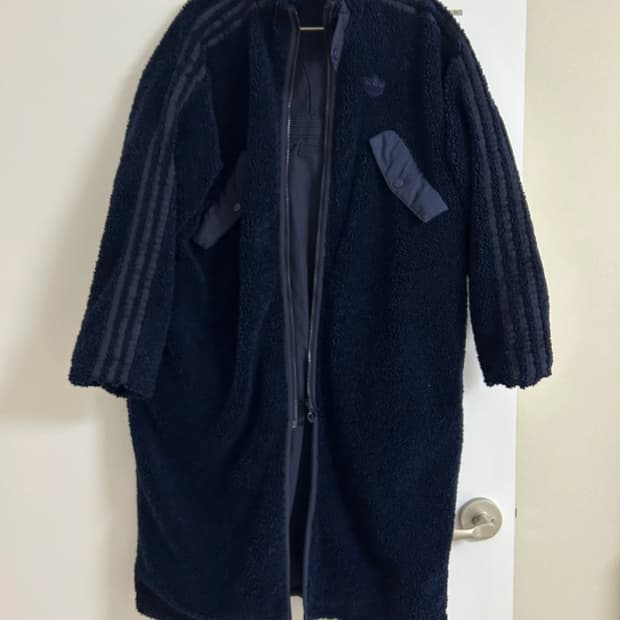 아디다스 양면 쉐르파 롱 s 희귀컬러 네이비