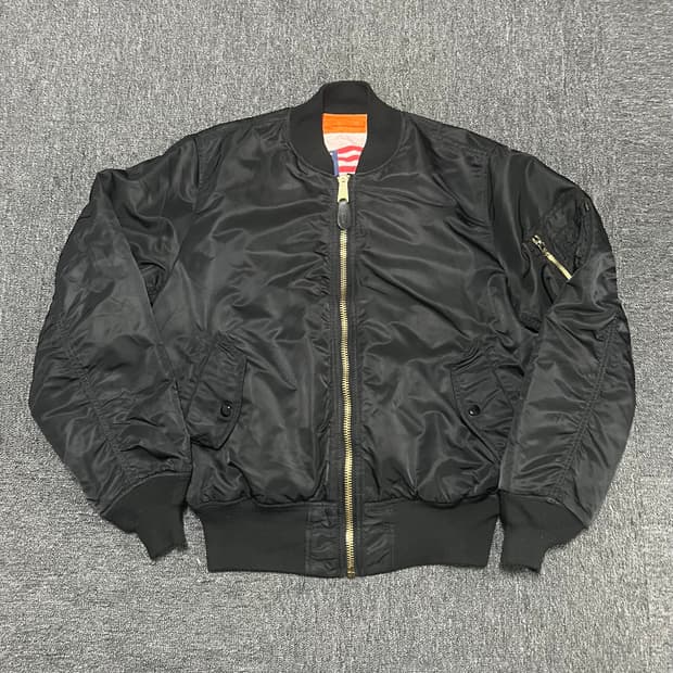 알파인더스트리 USAF ma-1 리버시블