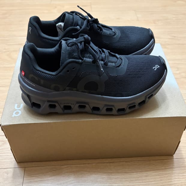 (on)온러닝 클라우드몬스터 올블랙 230MM