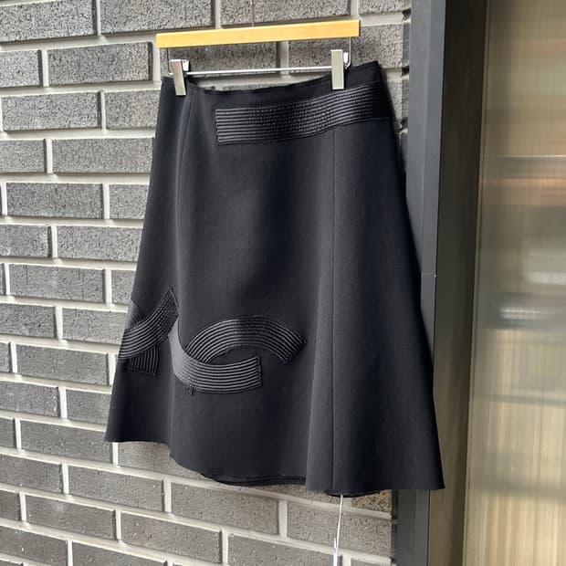 Prada 2006FW 프라다 아카이브 아플리케 스커트