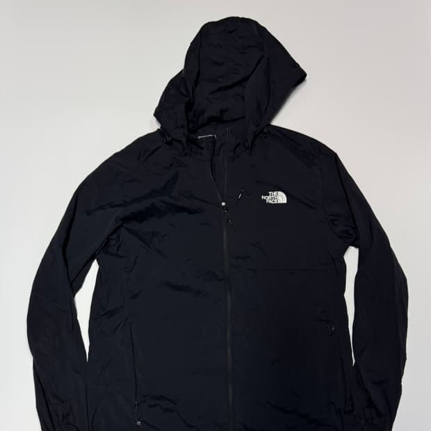 노스페이스 가벼운 경량 후드 바람막이 L 블랙