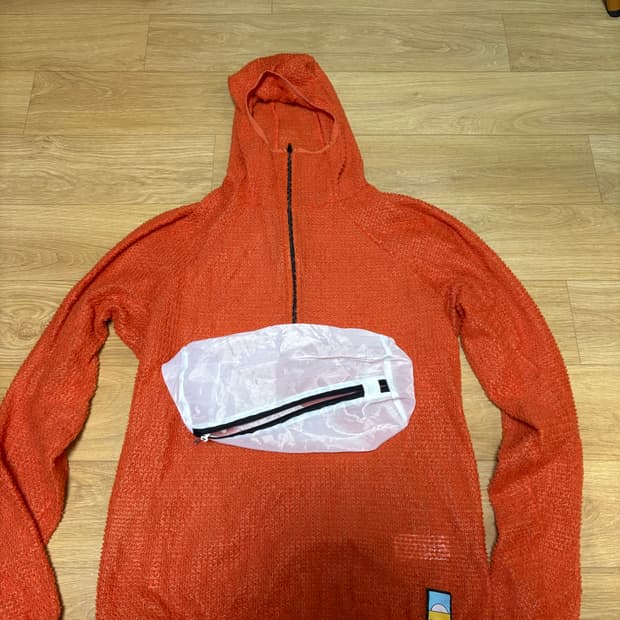 센치디자인 알파 90 후디 하프짚 m