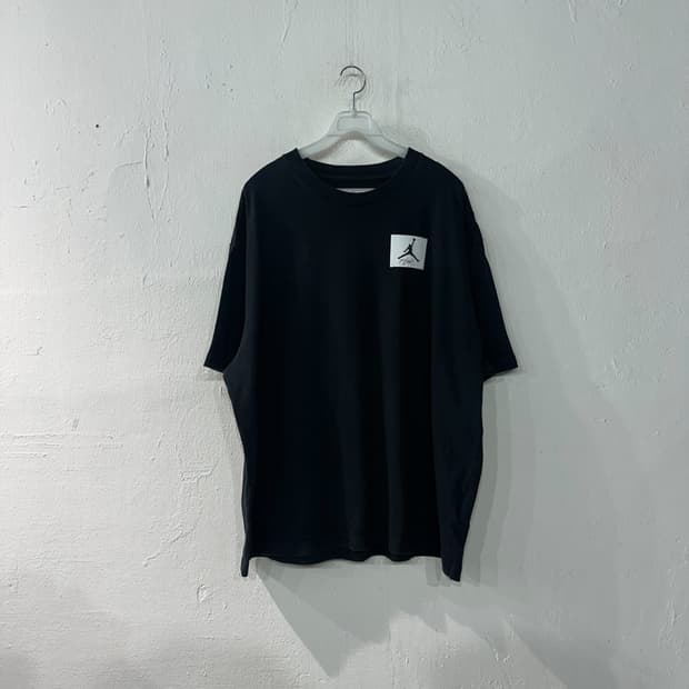 조던 반팔티 110