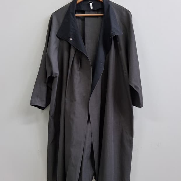 빈티지) 이세이 미야케 스타일 오버핏 트렌치코트 