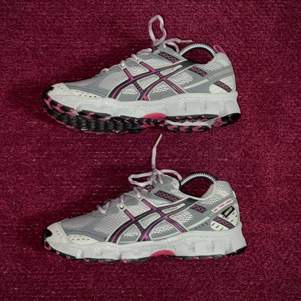 아식스 젤 트레일 라마 고어텍스 240