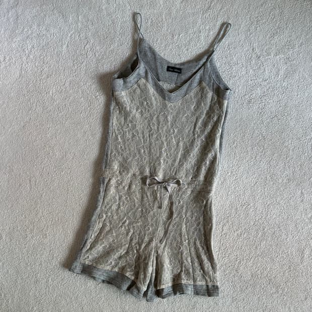 일본빈티지 그레이 레이스 일체형 반바지 롬퍼