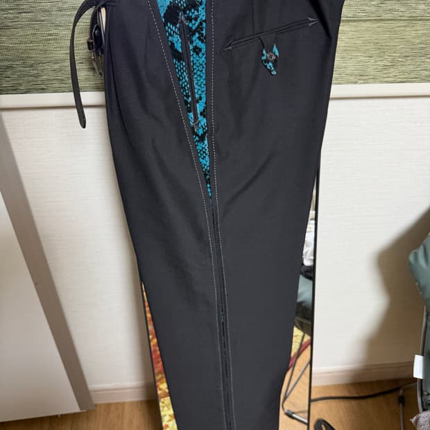 와코마리아 울프헤드 모헤어 슬랙스